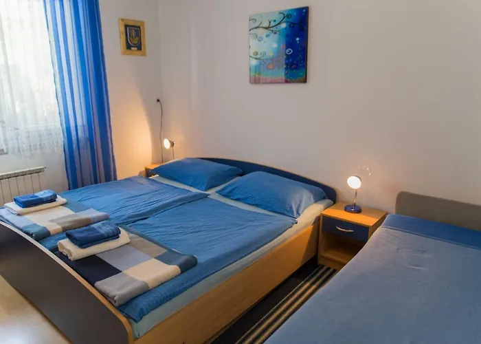 Apartma Gros Apartment