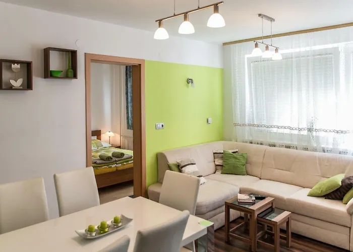 Apartma Gros Apartment